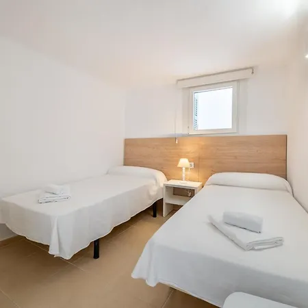 Fuer 3 Personen Ca 55 Qm In Portopetro, Mallorca Suedostkueste Von Mallorca Apartment *